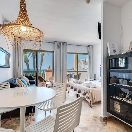Front Line Beach Studio Apartment Marbella Exterior photo